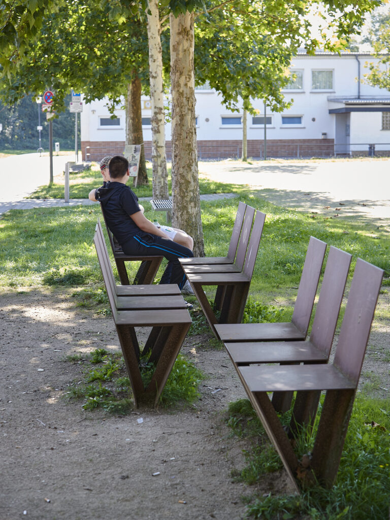 Stefan Cop zwölf Stühle Langenselbold