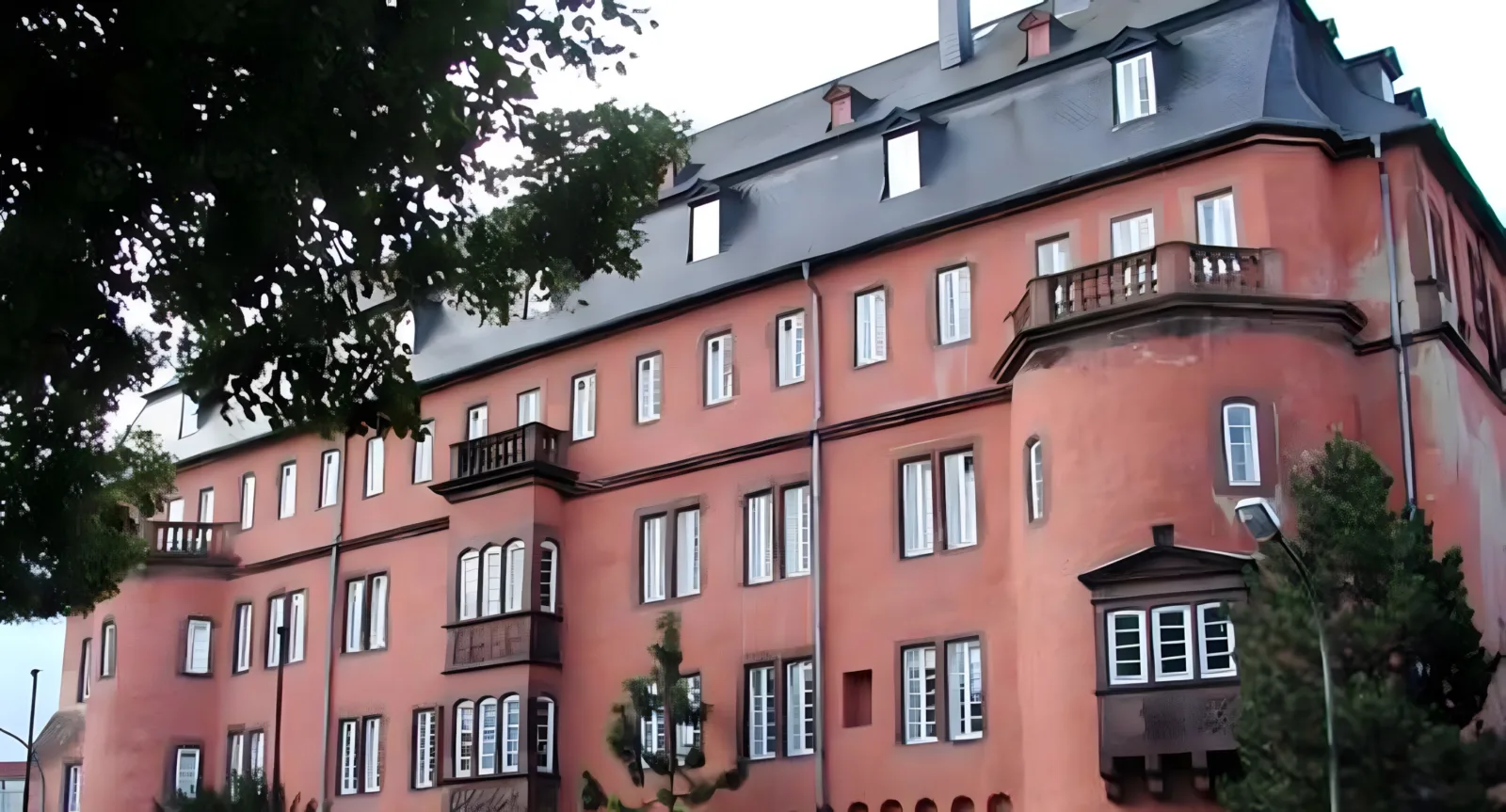 Das Isenburger Schloss am Main, Offenbach