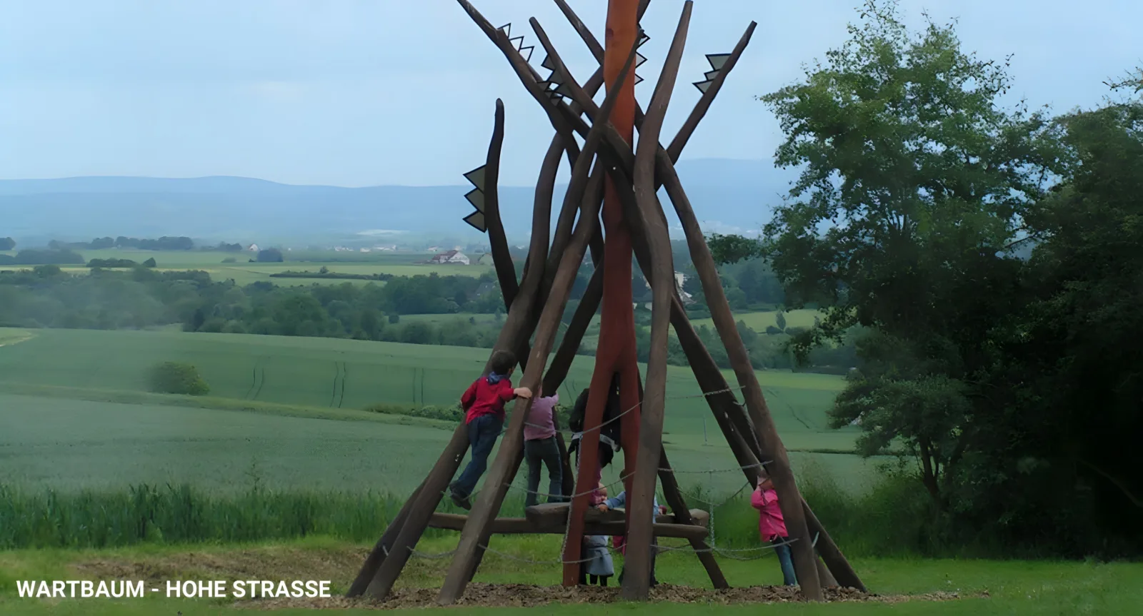 Wartbaum, Hohe Straße