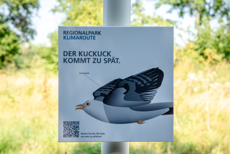 Regionalpark Klimaroute Station Fauna Flora Kuckuck Schild